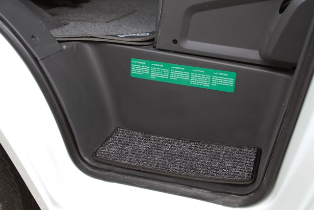 Brunner kynnysmatto Stepper Micro (Ducato 2015-08/2019), 2kpl - Ohjaamon matot - 9201 - 1