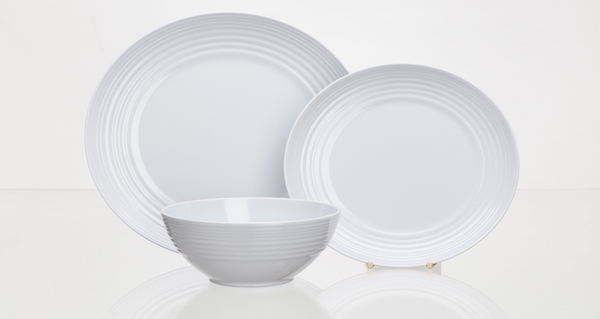 Flamefield melamiiniastiasto Non Slip valkoinen, 12 osaa - Ruokailu ja kattaus - 21353 - 1