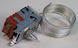 Termostaatti, sähkö L=1400mm - Jääkaappien varaosat Dometic - 2657 - 1