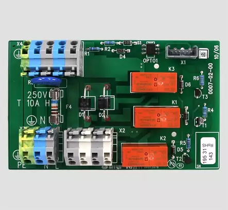 Truma piirilevy 230V Combi 4E, 6E, 06/2007-06/2018, Combi D 6 E 04-2013- - Combi-lämmittimien varaosat - 13467 - 1